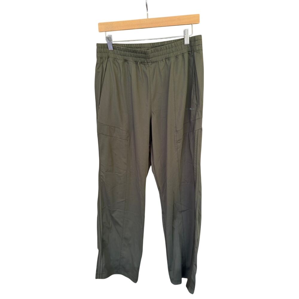 Outdoor Voices Zephyr Pant Men's Large Dark Olive Wide Leg Performance Athletic